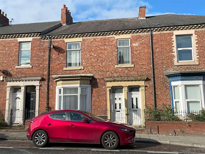 3 Bedroom Flat For Sale In Chichester Road, South Shields, NE33