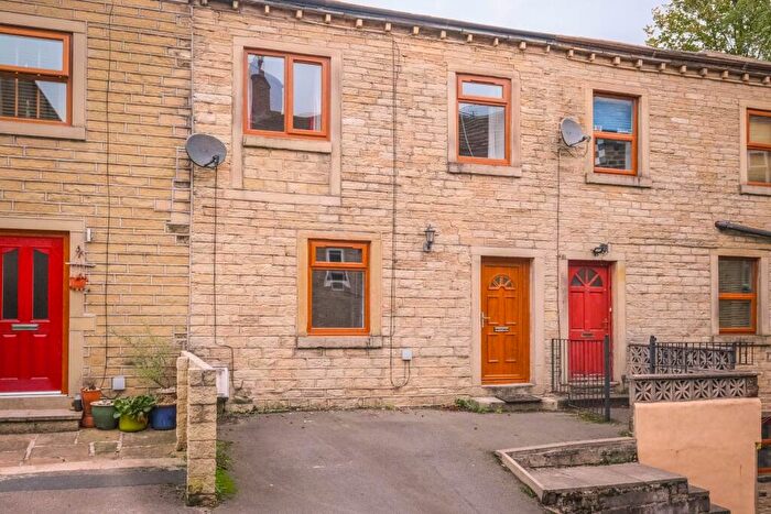 2 Bedroom Terraced House To Rent In Holywell, Linthwaite, HD7
