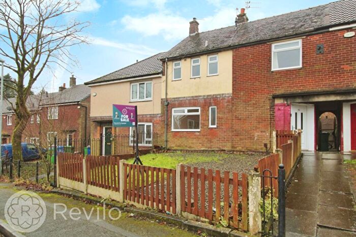 3 Bedroom Semi-Detached House For Sale In Cumberland Road, Rochdale, OL11