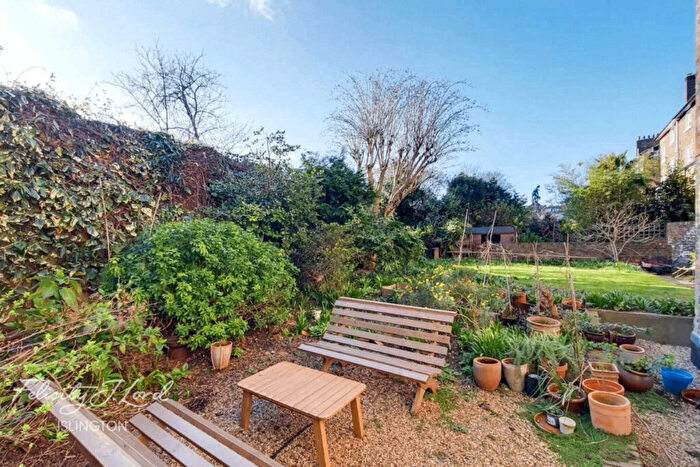 1 Bedroom Apartment To Rent In Thane Villas, London, N7