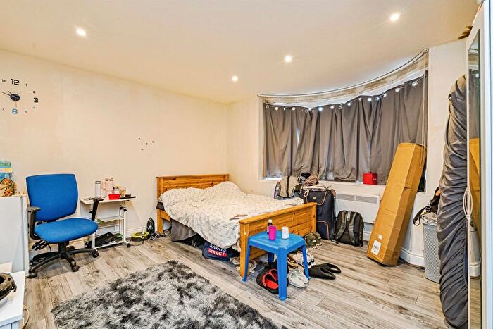 4 Bedroom Semi-Detached House For Sale In High Street, Pensnett, Brierley Hill, DY5
