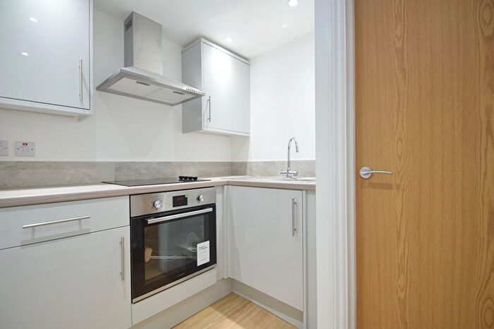 1 Bedroom Studio To Rent In Monthermer Road, Cathays, CF24