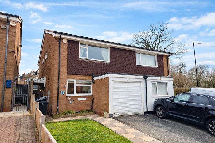 3 Bedroom Semi Detached House For Sale In Hansons Bridge Road, Birmingham, B24