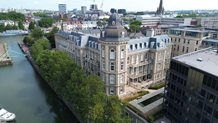 2 Bedroom Apartment To Rent In King Edward Vii Wing, French Yard, Bristol, BS1