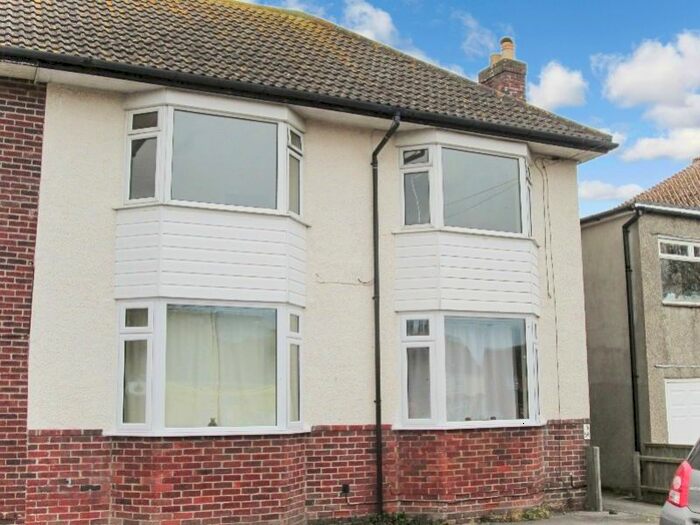 2 Bedroom Flat To Rent In Lanehouse Rocks Road, Weymouth, Dorset DT4