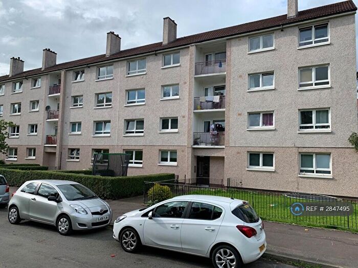 2 Bedroom Flat To Rent In Raithburn Avenue, Glasgow, G45