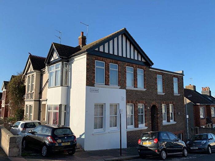 6 Bedroom Semi-Detached House To Rent In Elm Grove, Brighton, BN2