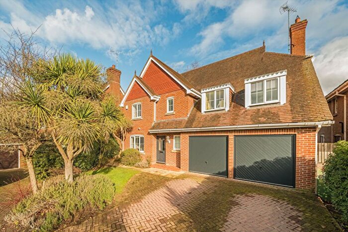 5 Bedroom Detached House For Sale In Lower Sand Hills, Long Ditton, KT6