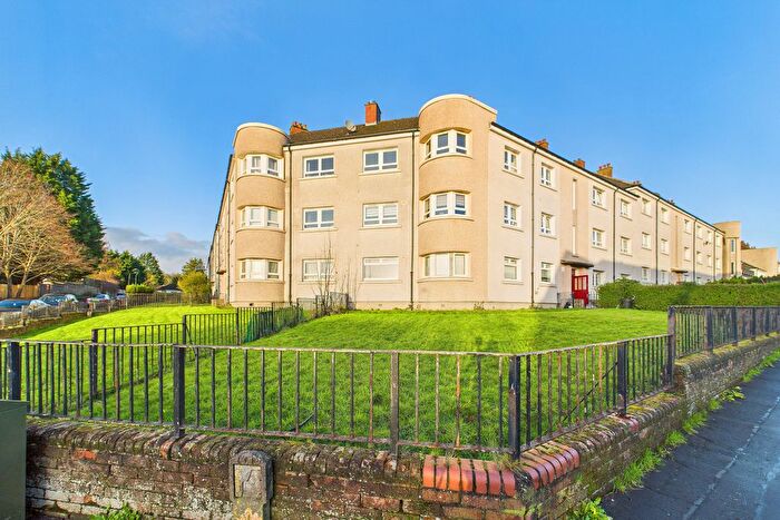 3 Bedroom Flat To Rent In Larchgrove Avenue, Springboig, G32