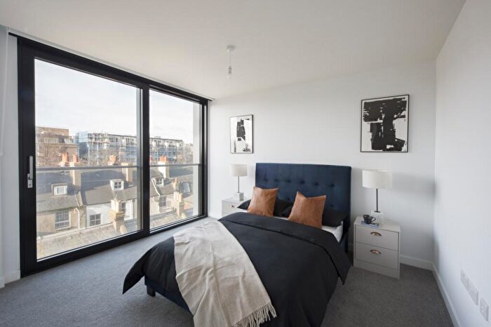 1 Bedroom Flat To Rent In The Courtyard Circus Street, BN2