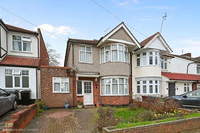 5 Bedroom Semi Detached House For Sale In Weighton Road, Harrow, HA3