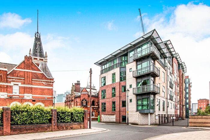 1 Bedroom Apartment To Rent In City Point, Chapel Street, Salford, M3