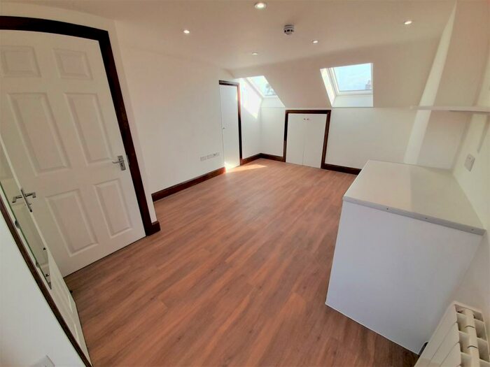 Studio To Rent In Shelbourne Road, Tottenham, N17