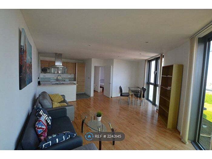 2 Bedroom Flat To Rent In Icona Point, London, E15