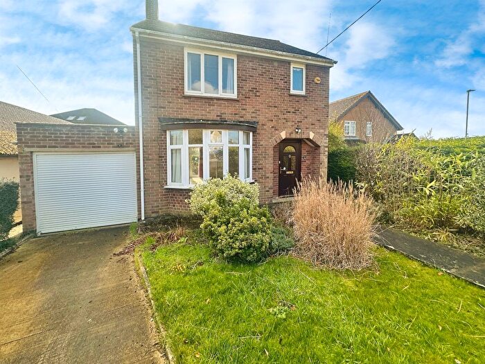 3 Bedroom Detached House For Sale In Benefield Road, Oundle, Peterborough, PE8