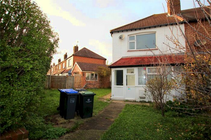 2 Bedroom End Of Terrace House To Rent In Ham Way, Worthing, West Sussex, BN11