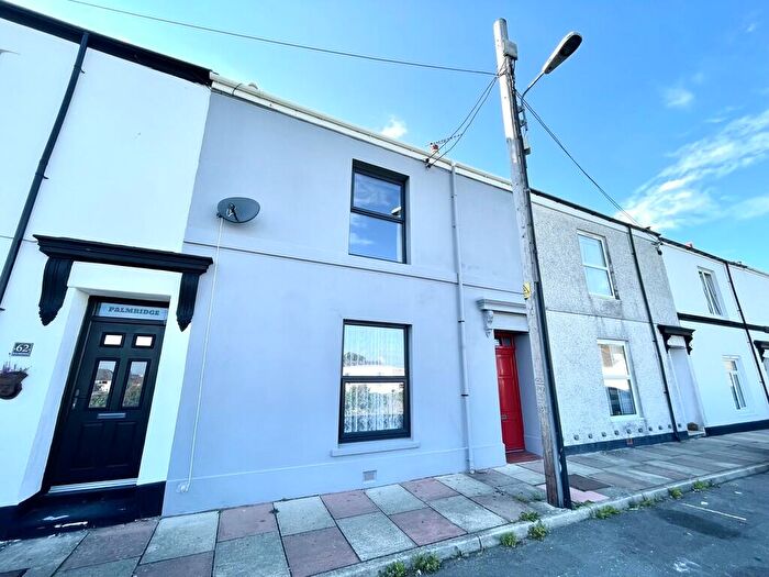 2 Bedroom Flat To Rent In Fff, Wellington Street, PL11