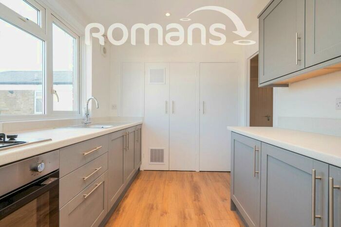 2 Bedroom Apartment To Rent In Wordsworth, RG12