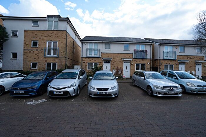 3 Bedroom Semi-Detached House To Rent In Founders Close, Northolt, UB5