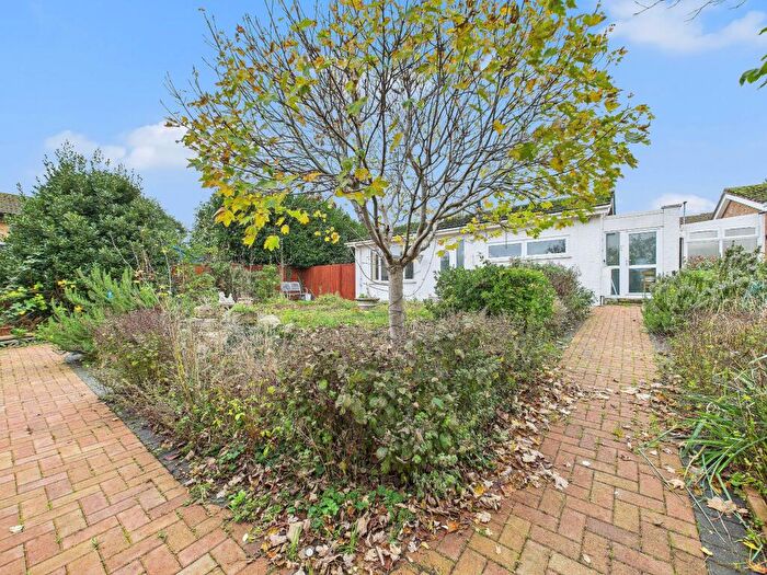 2 Bedroom Bungalow For Sale In Drake Road, Eaton Socon, St. Neots, PE19