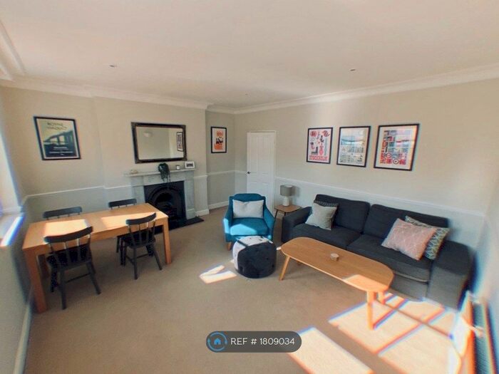 2 Bedroom Flat To Rent In Liverpool Road, London, N1