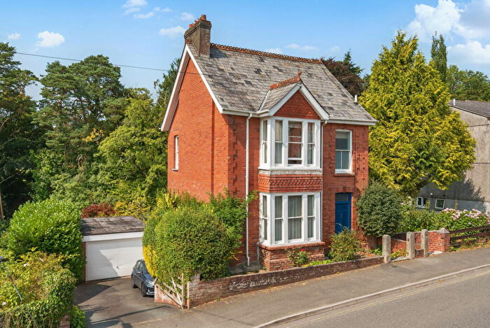 4 Bedroom Detached House For Sale In Roydon Road, Launceston, PL15