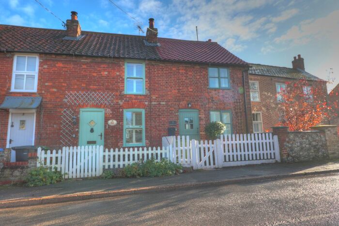 2 Bedroom Cottage For Sale In Castle Acre Road, Great Massingham, King's Lynn, PE32