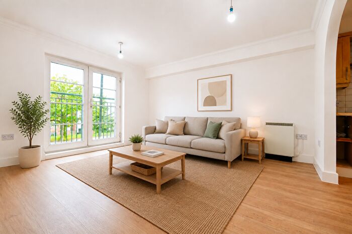 1 Bedroom Flat To Rent In Horn Lane, Acton, W3