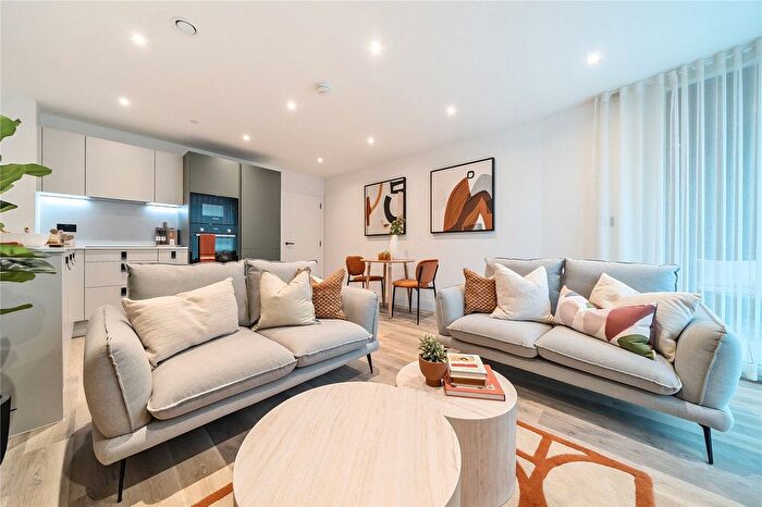 1 Bedroom Flat For Sale In Tweedy Road, Bromley, BR1