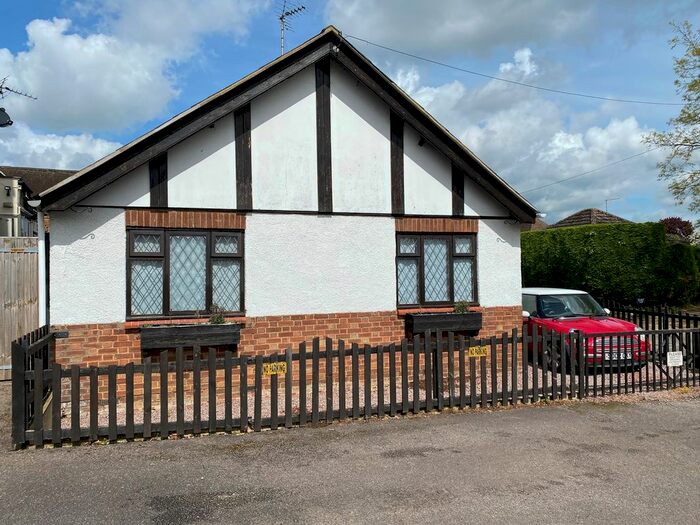 2 Bedroom Detached Bungalow To Rent In Thorpe Road, Peterborough, PE3