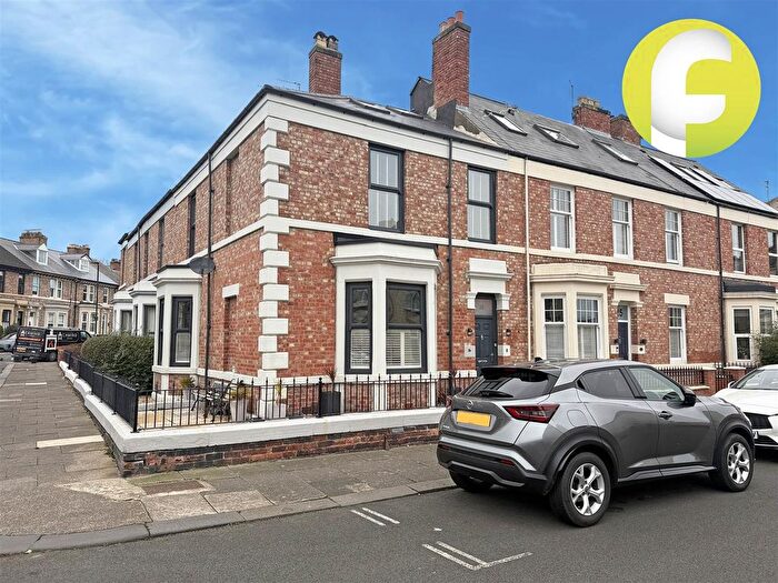 5 Bedroom Property To Rent In Waterloo Place, North Shields, Tyne And Wear, NE29