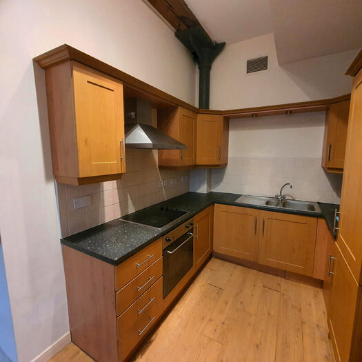 1 Bedroom Apartment To Rent In - Mill Street, Bradford, West Yorkshire, BD1