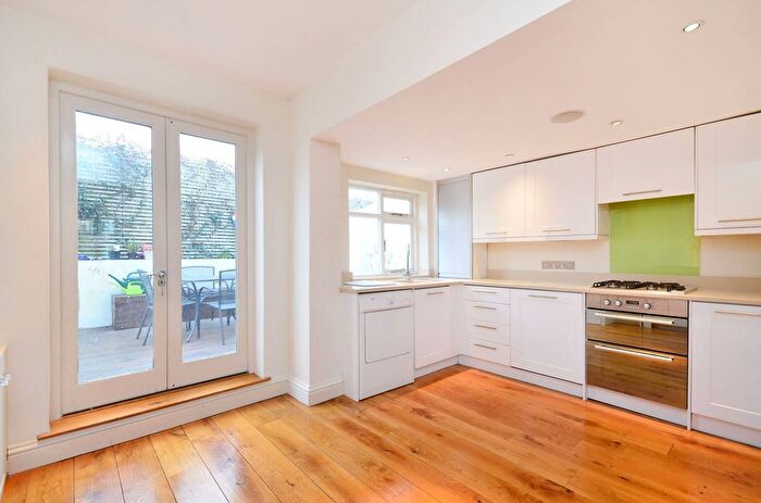 4 Bedroom Property To Rent In Novello Street, Parsons Green, London, SW6