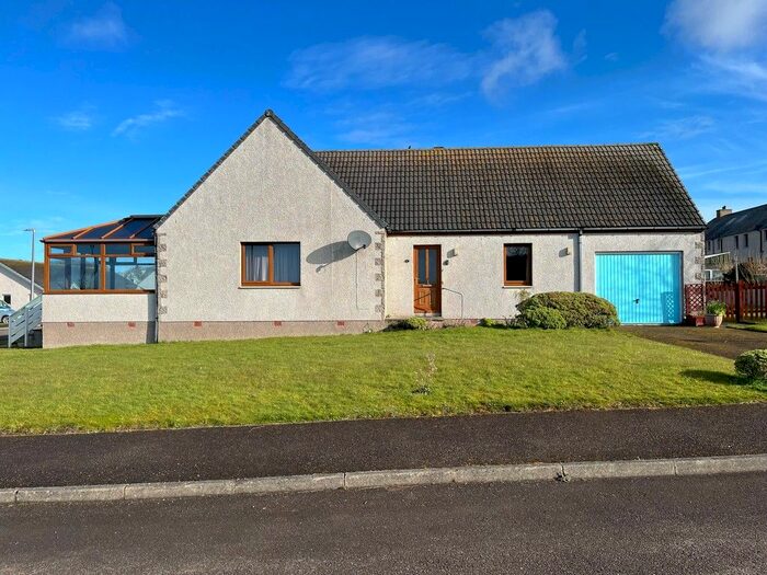 2 Bedroom Detached Bungalow For Sale In Young Crescent, Lybster, KW3