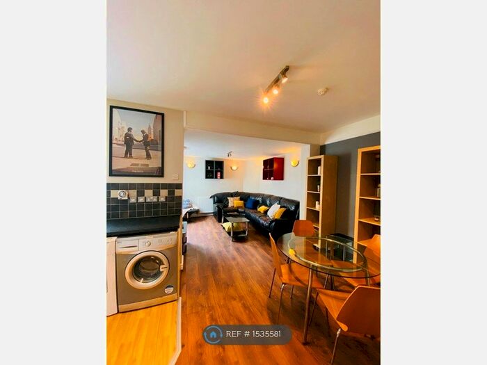 5 Bedroom Terraced House To Rent In Blantyre Road, Liverpool, L15