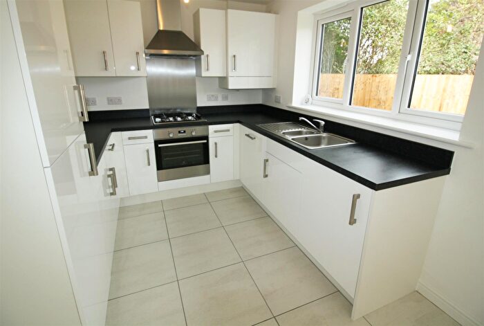 5 Bedroom Private Hall To Rent In Laund Gardens, LA2