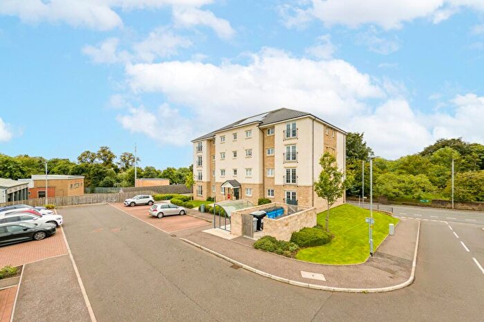 2 Bedroom Apartment For Sale In Thornliebank Road, Thornliebank, Glasgow, G46