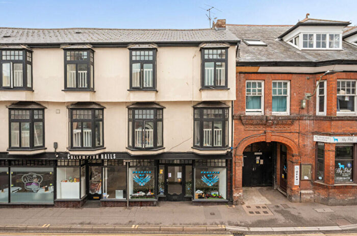 2 Bedroom Flat For Sale In Fore Street, Cullompton, Devon, EX15