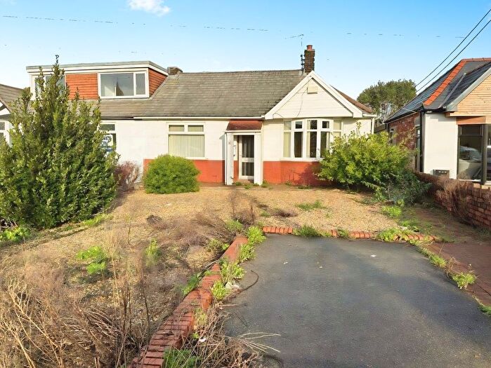 3 Bedroom Semi Detached Bungalow For Sale In High Street, Kenfig Hill, Bridgend, CF33
