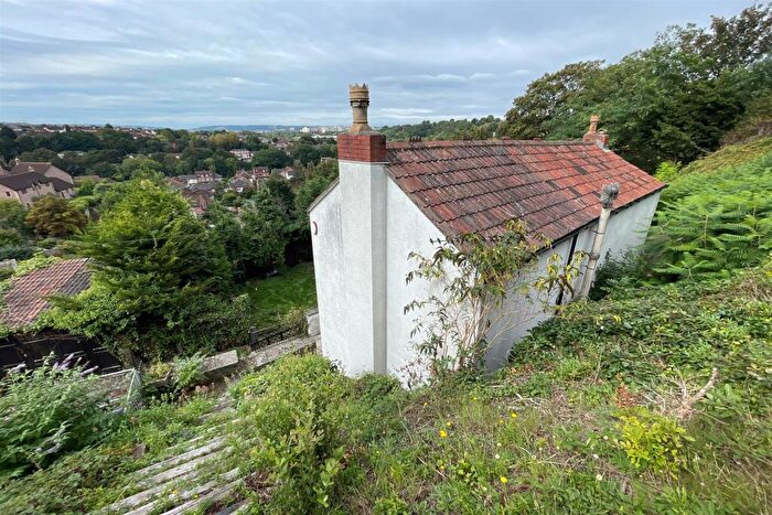3 Bedroom Detached House For Sale In Detached For Modernisation |, BS5