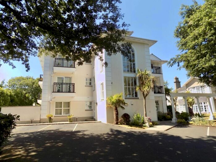 2 Bedroom Flat To Rent In Parkhill Road, Torquay, TQ1