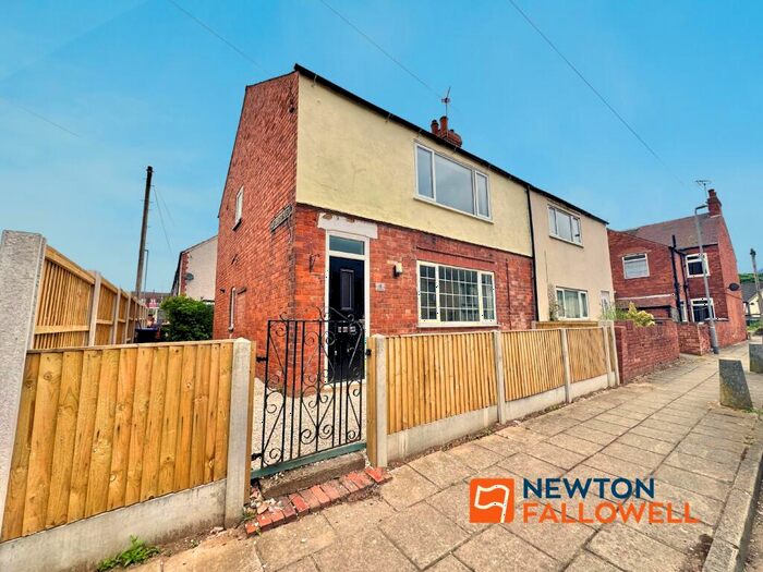 3 Bedroom Semi-Detached House To Rent In Pelham Street, Sutton-In-Ashfield, NG17