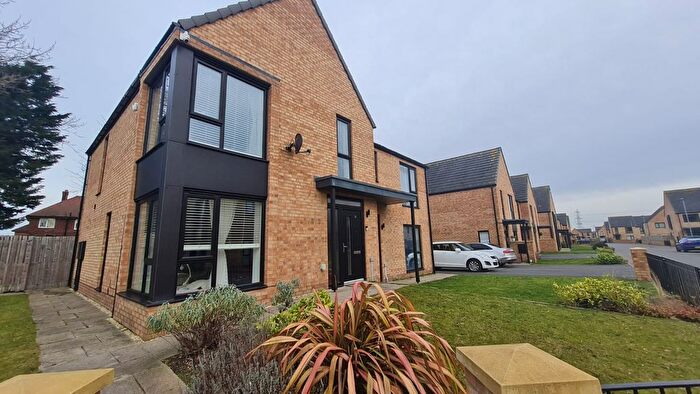 3 Bedroom Semi-Detached House To Rent In Colliery Close, Allerton Bywater, Castleford, WF10