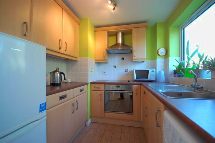 2 Bedroom Maisonette To Rent In Seaford Close, Ruislip, Middlesex, HA4