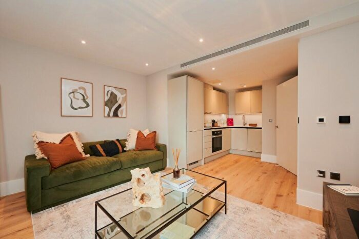 1 Bedroom Apartment To Rent In Flat, Baker Street, London, NW1