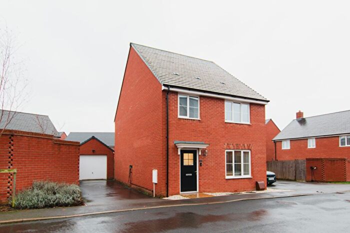 4 Bedroom Detached House For Sale In Jones Way, Banbury, OX16