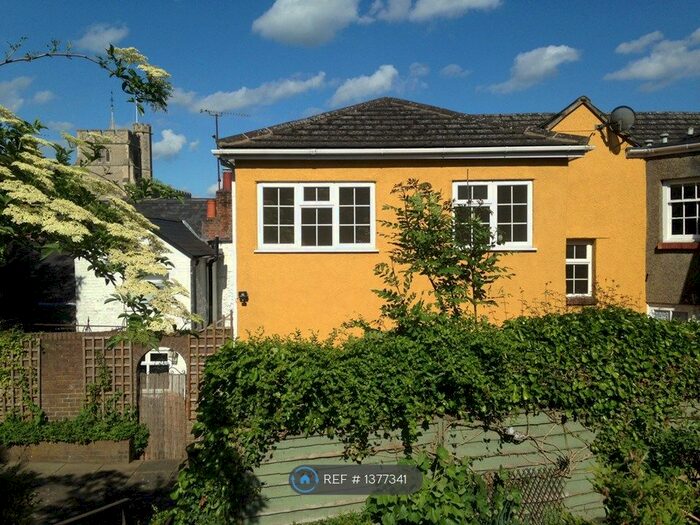 2 Bedroom End Of Terrace House To Rent In Parsonage Place, Tring, HP23