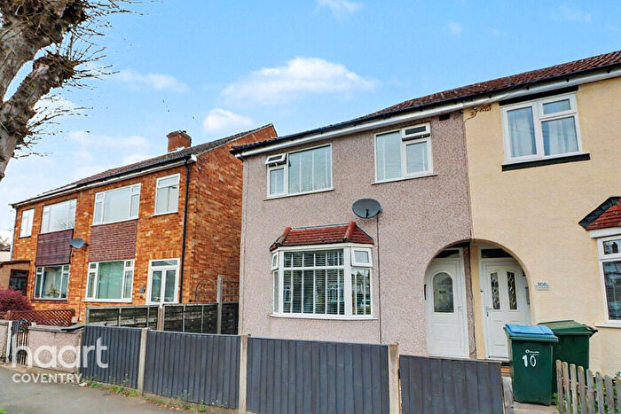 3 Bedroom End Of Terrace House For Sale In Lime Tree Avenue, Coventry, CV4