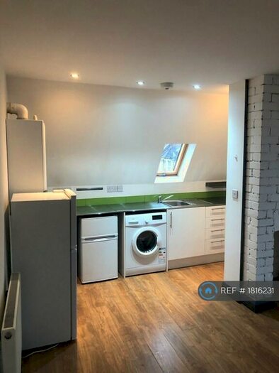 1 Bedroom Flat To Rent In Church Road, Redfield, Bristol, BS5