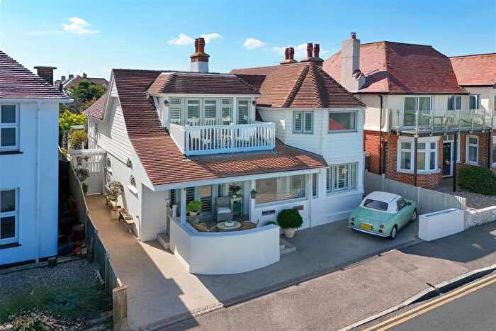 4 Bedroom Detached House For Sale In Western Esplanade, Herne Bay, CT6